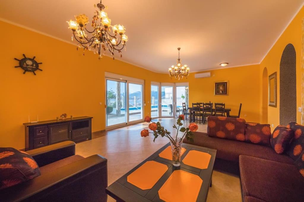Villa Marina Dobra Voda Bagian luar foto